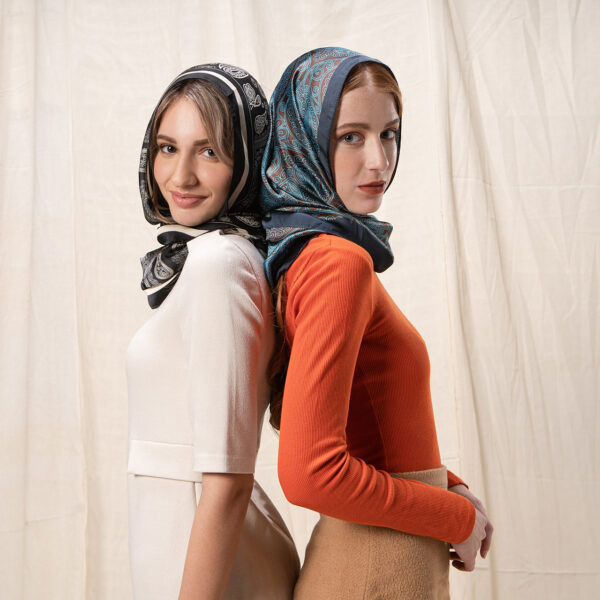 Μαντήλι με λαχούρια