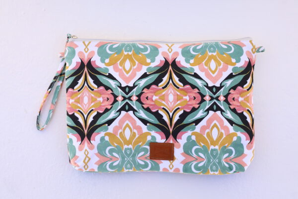 Νεσεσέρ εμπριμέ